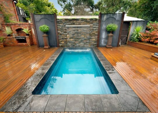 6 ground pool ideas above to revitalize you