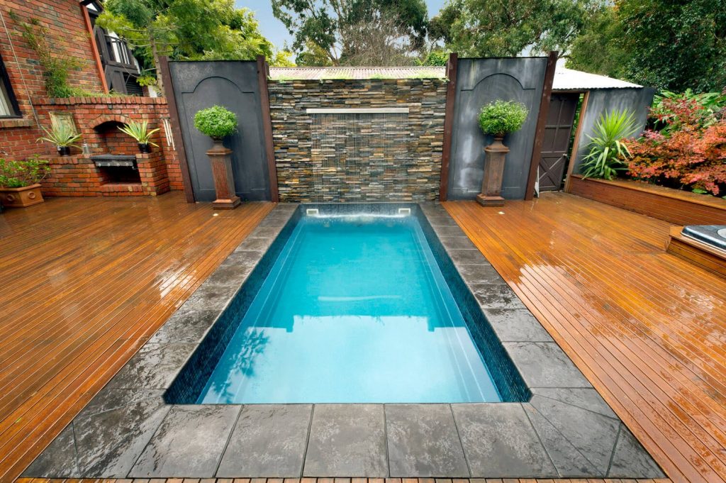 6 ground pool ideas above to revitalize you