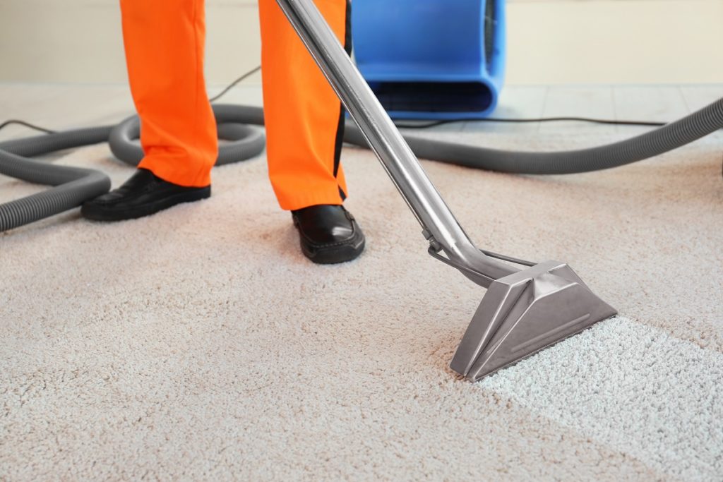 You need to know about hiring pro for carpet cleaning