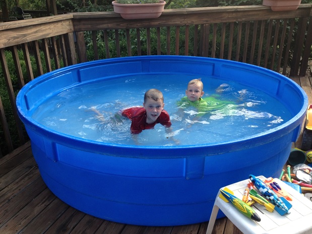 advantages of having a kiddie hard plastic pool and where to get one